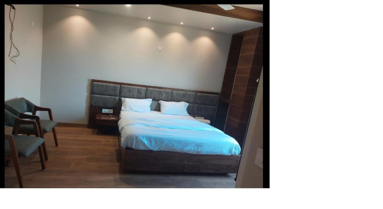 Hotel Endora Patiāla Eksteriør billede
